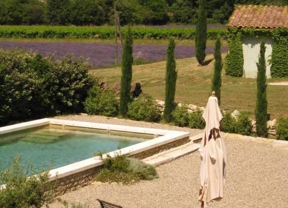 Une chapelle en soie