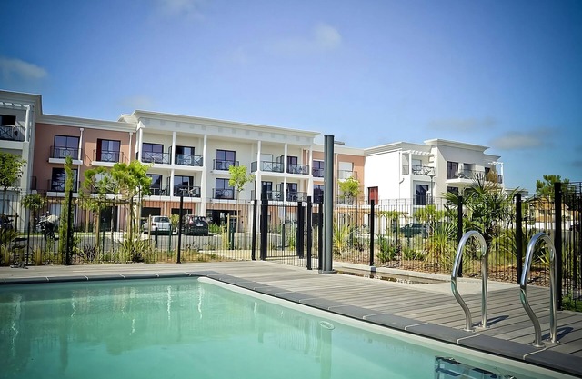 Unforgettable Stay in La Baule Escoublac! Pet-friendly Property, Swimming Pool!