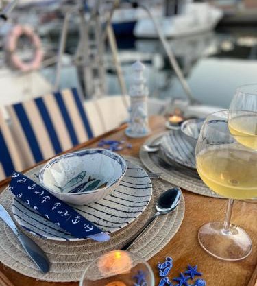 Unique Experience in Sailboat! In The 4 Seasons! B shi