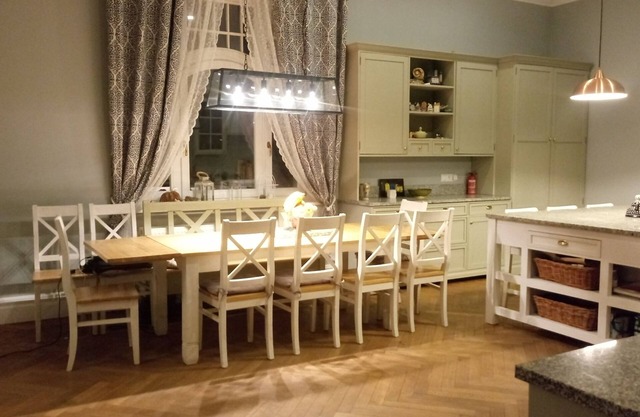 Unique family-friendly 175m2 apartment with garden