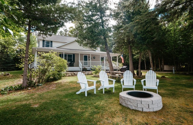 Unwind and Discover Pure Bliss at Our Lakefront Retreat in Traverse City