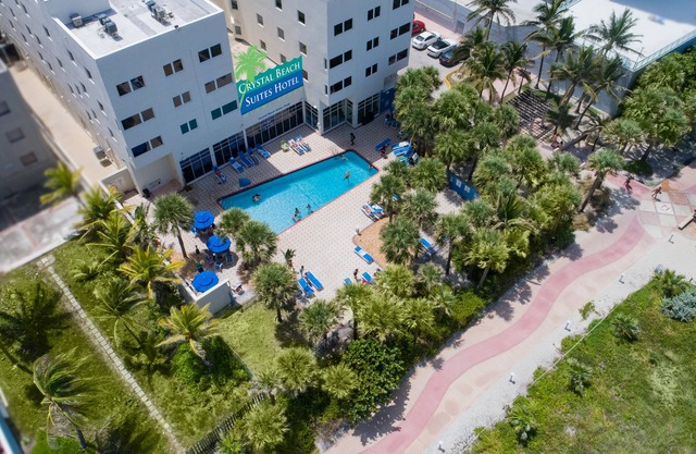Unwind and Soak up the Sun in Miami Beach! Ultimate Getaway Starts Here