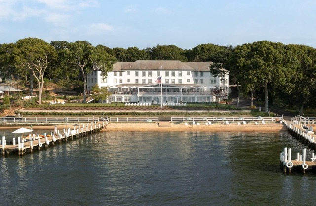 Unwind in Two Hillside Rooms! Onsite Wellness Spa, Seasonal Pool & Beach Access