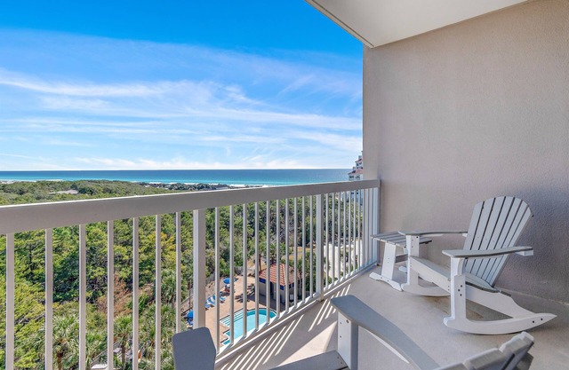 Updated 3 Bedroom Unit - Gorgeous Gulf Views w/Beach Access