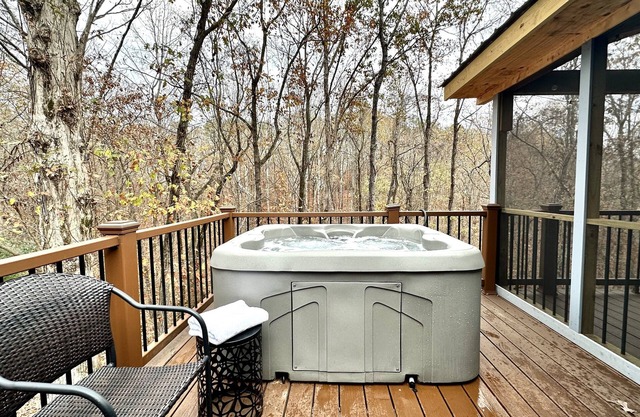 Updated Cabin with Hot Tub!