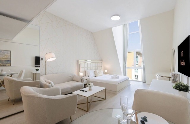 Upgraded 1BR | Sleeps 4 | Near Ibn Battuta Mall