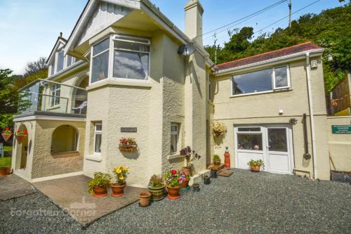 Upper Deck Kean Hill