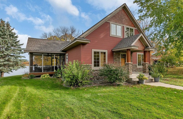 Upscale Lake Home! Pontoon Rental Available