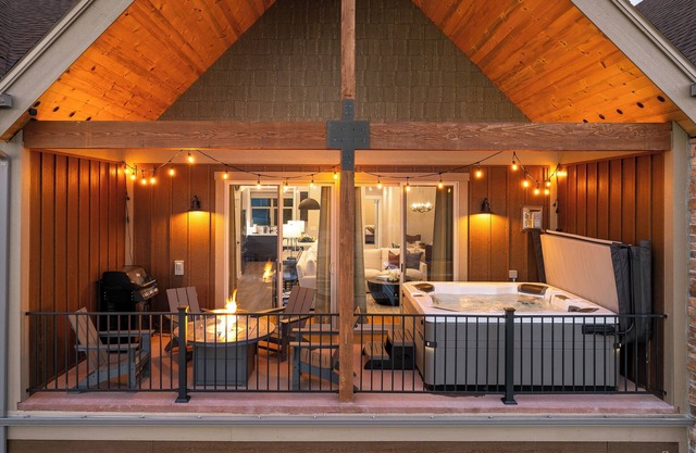 Upscale, spacious Granby home w/stunning mountain views, hot tub from deck!