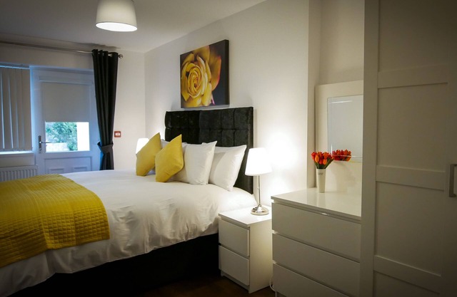 Ur City Pad - The Richmond Flat 1 - Luxurious One Bedroom Apartment
