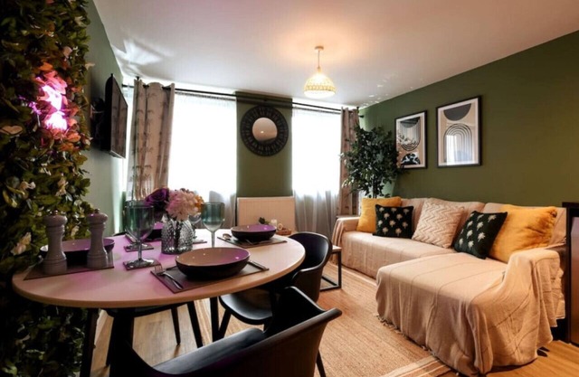Urban Loft | City Centre | Great Location & Access