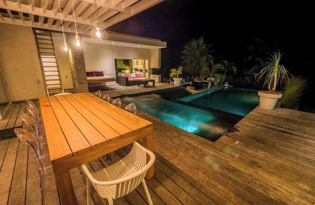 V06 Casa Corazón · 3-level black pool Villa W/ jet tub & rooftop