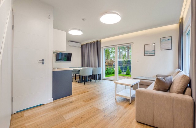 Vacation apartment/apartment for 6 guests with 45m² in Dziwnowek (247325)