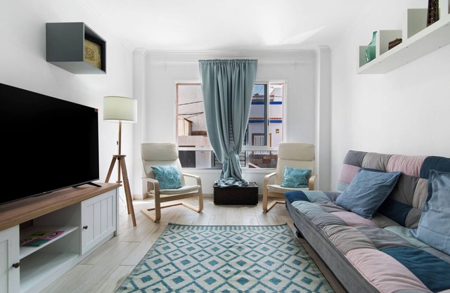 Vacation Apartment 'Beautiful Raidice House' with Balcony, Wi-Fi and Air Conditioning