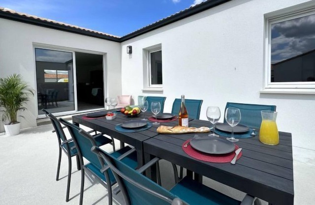 Vacation home Le Mistral in Villeneuve-en-Retz - 6 persons, 3 bedrooms