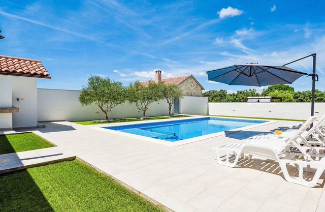 Vacation home Anić by Interhome