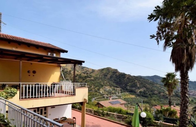 Vacation home Artemis in Graniti - 8 persons, 2 bedrooms
