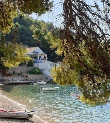 Vacation home in Pelinovik bay