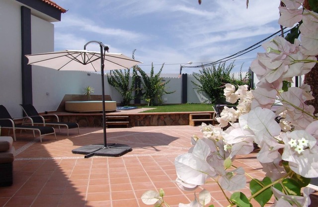 Vacation Home "Villa Bea I" with Mountain and Sea View, Wi-Fi, Garden & Terrace