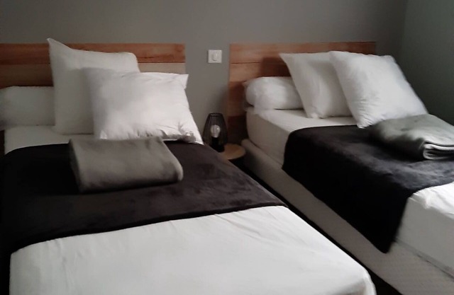 Vacation rentals near Sarlat-Périgord Noir