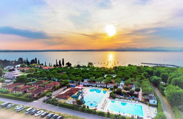 Vacation village Le Palme Mobilehome Prestige for 5 people