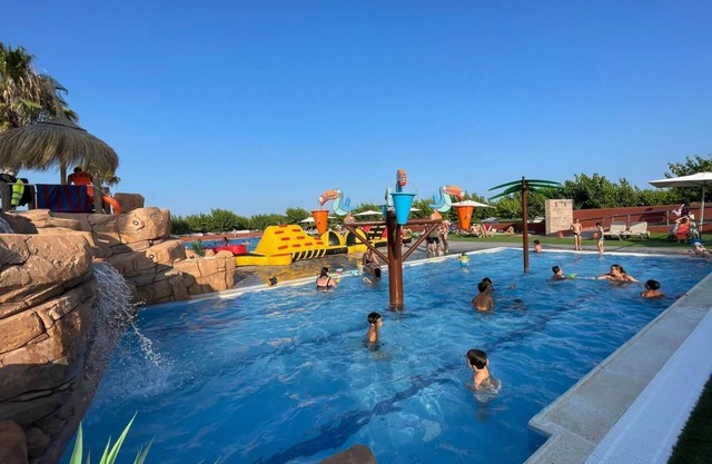 Vacation village Els Pins Mobilehome Plus 2AC for 6 persons