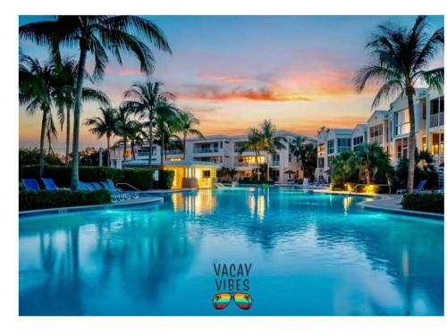 Vacay Vibes-2 Pools, Pickleball, Coffee Bar, 2 Jacuzzis, Food Truck