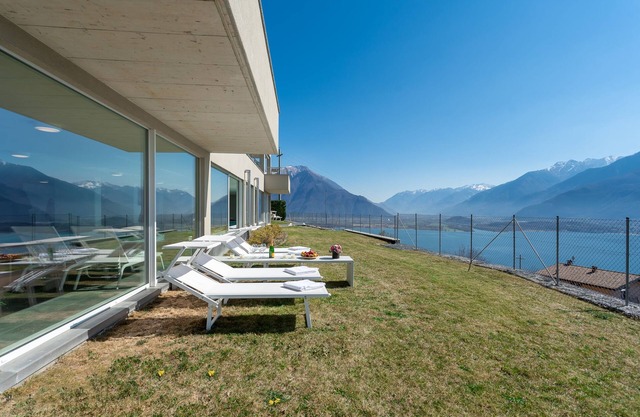 Valarin Napoli Luxory Apartment Wellness