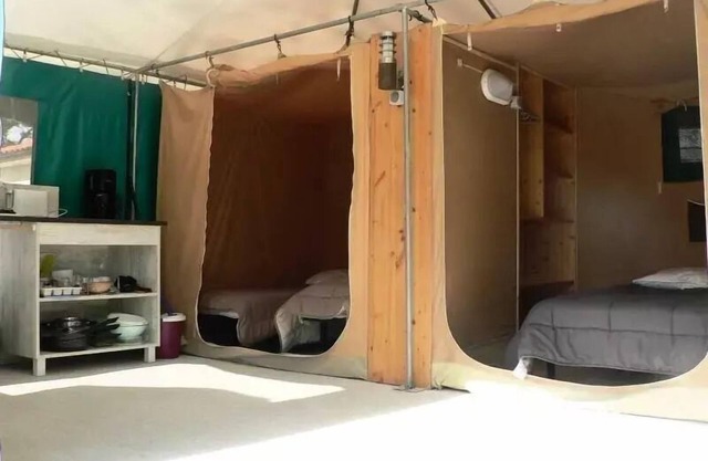 Valenty Campsite * - Trapper Tent 3 rooms 5 people Without Sanitary