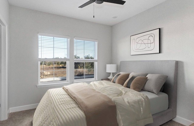 Vanguard 2BD 20 - Two Bedroom Apartment, Sleeps 4