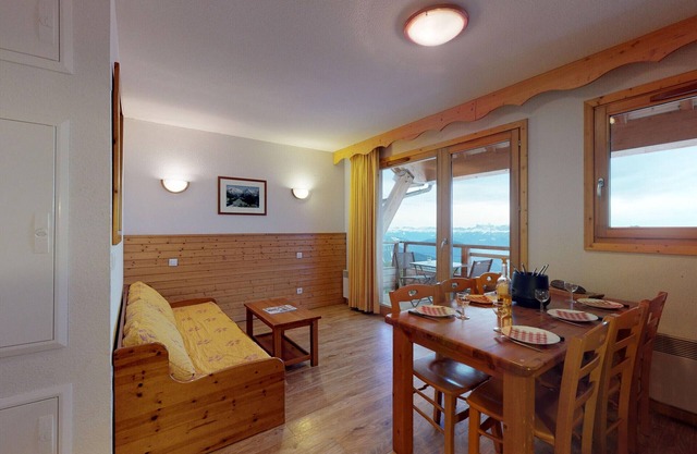 Vercors 2 040-FAMILLE & MONTAGNE appart. 6 pers