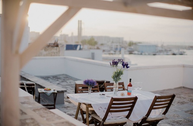 Very comfortable apartment with sea view terrace FREE WI-FI