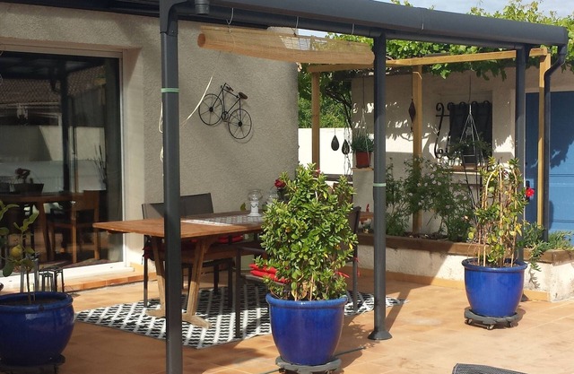 VIAS VILLAGE (34) - Villa sleeps 8 with private pool.