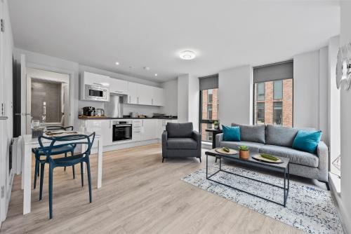 VICHY - Baltic Triangle Modern Apartment