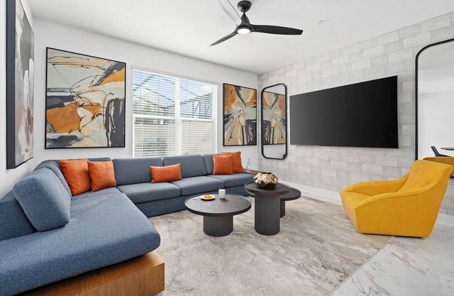 Victoria's Villa | Pool, patio games, full kitchen, kids' theme BR - near parks