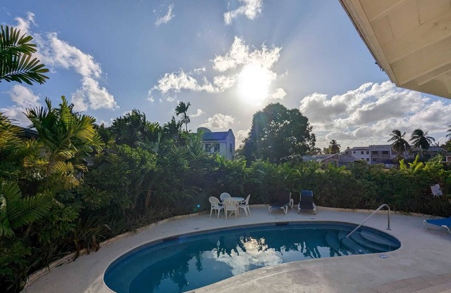 Vida Mejor West Pool, Private pool, 2 bedroom townhouse in Holetown