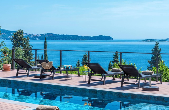 Vila Hortensia-With Private Pool and Beaches Front