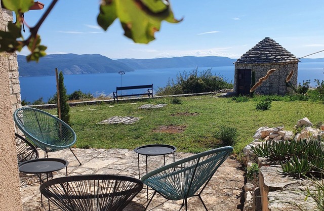 VILA RIBA - a place of the heart for family/friends with sea views in Istria