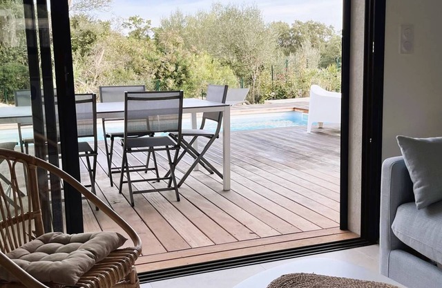 Villa Copines, 4 pers, piscine chauffée, 5 mn plage