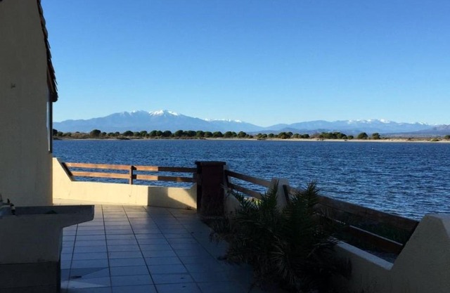 Villa 3 pièces + mezzanine, 6 pers, Wifi, Parking privé, bord du lac, près de la plage - FR-1-81-80