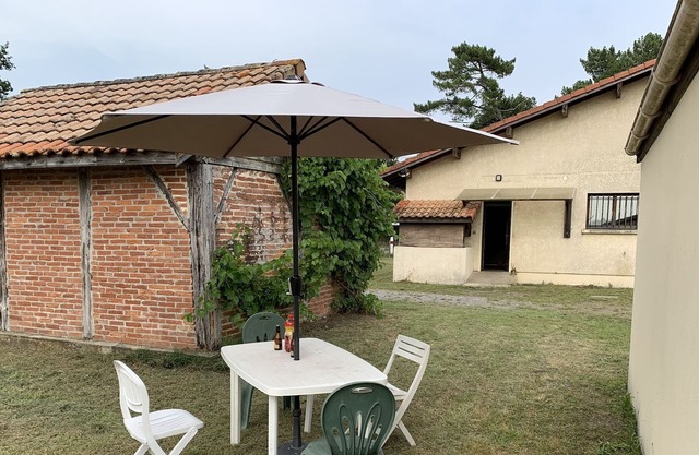 Villa 6 kms de la Plage et du lac