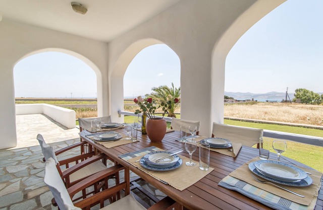 Villa "Aegean Blue" in Paros