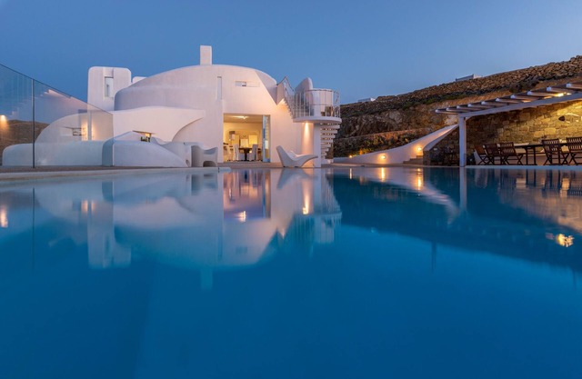 Villa Aegean Lighthouse - The Experience - Handicap Friendly
