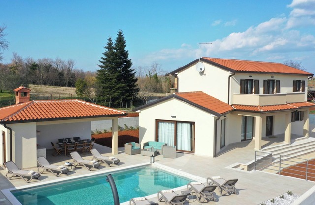 Villa Alena in Vižinada - Haus für 8 Personen