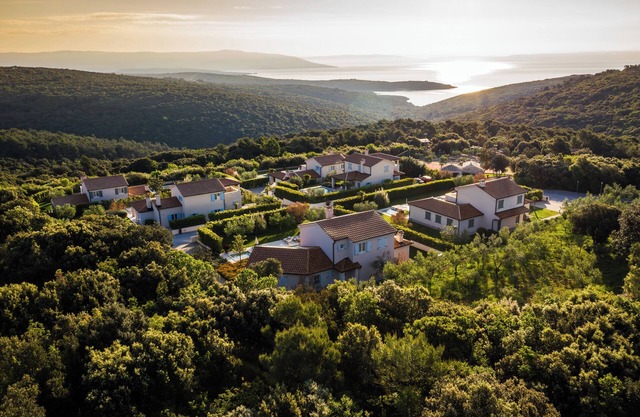 Villa Ana - 5 bedrooms with private pool and kids pool