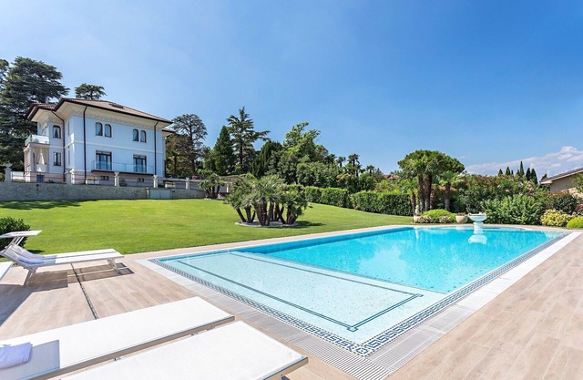 Villa Angela - Two Bedroom Apartment, Sleeps 4