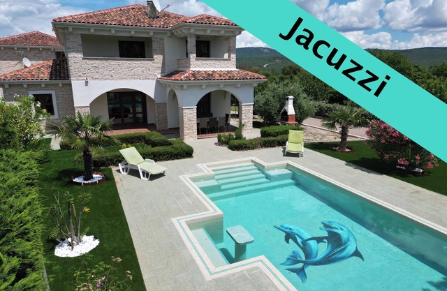 VILLA ANNA (5*): Stone house, heated pool, Jacuzzi, sea view, Gym, 900m from sea