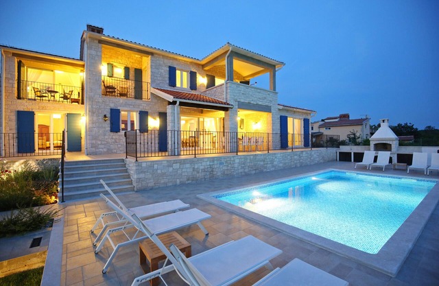 Villa Babudri near Poreč for 10 people with jacuzzi & spa