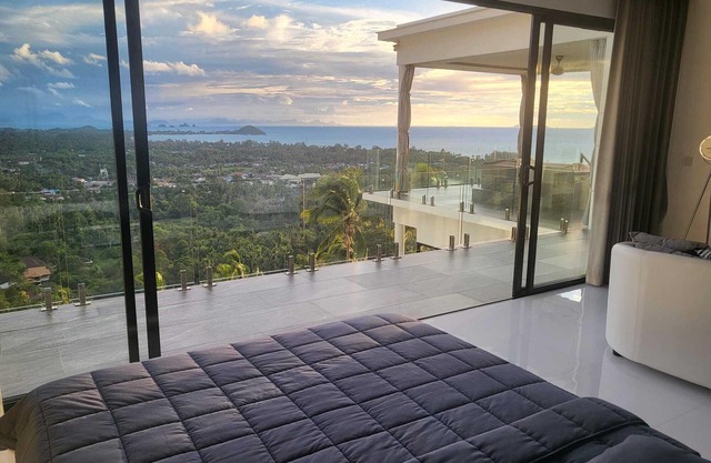 Villa Balcony on the sea