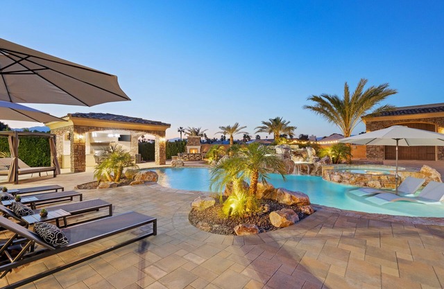 Villa Bella - Private Estate with Outdoor Amenities, Gym & Game Room